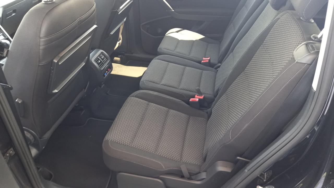 Volkswagen Touran 1.6 TDI 115 CV SCR DSG Highline BlueMotion Tech.