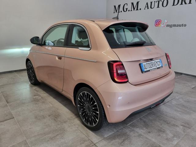 FIAT 500e 3+1 42 kWh La Prima