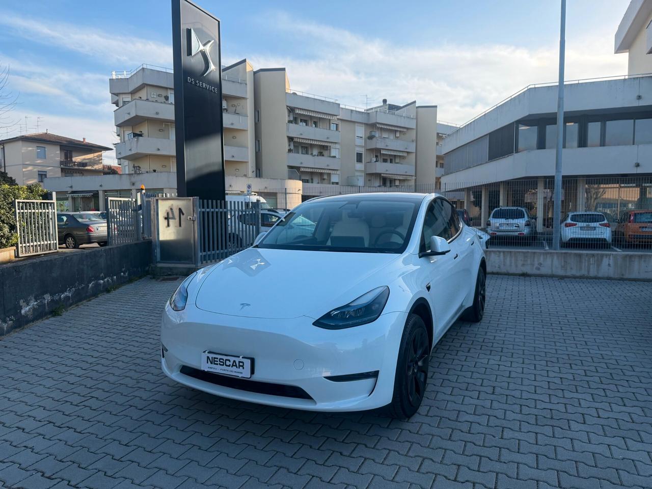 Tesla Model Y Long Range AWD IVA ESPOSTA
