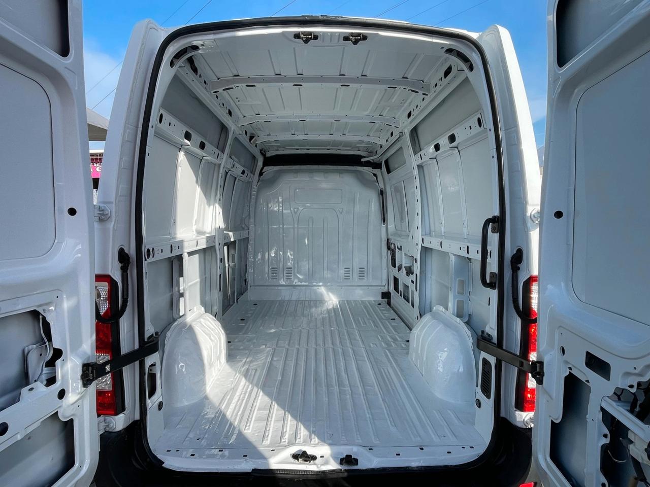 RENAULT Master 5ª serie Master T35 2.3 dCi 135...