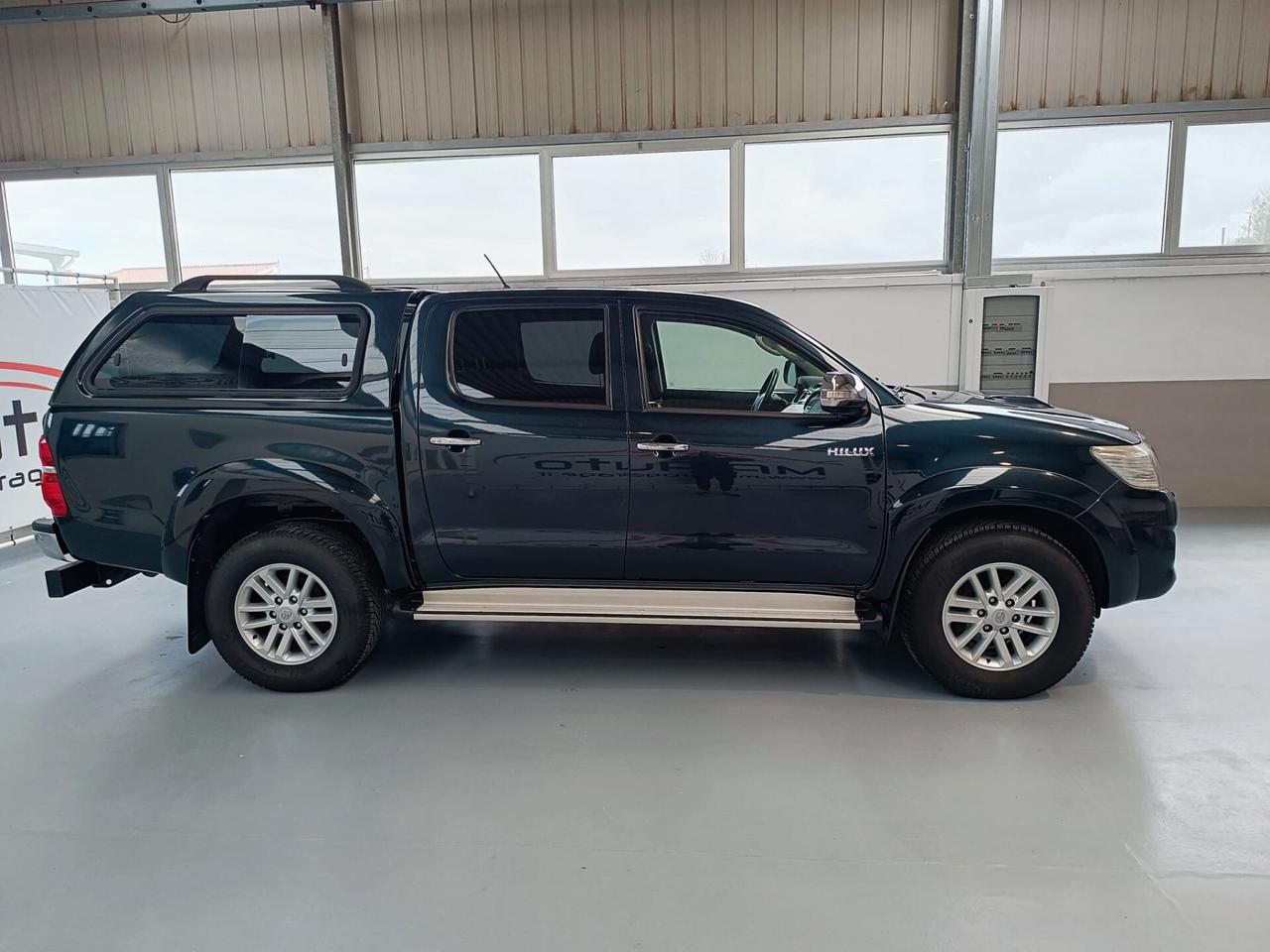 Toyota Hilux 3.0 D-4D 4WD 4p. DC Stylex