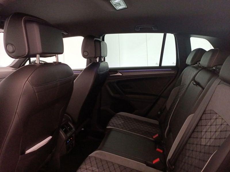 Volkswagen Tiguan II 2021 2.0 tdi R-Line 4motion 150cv dsg