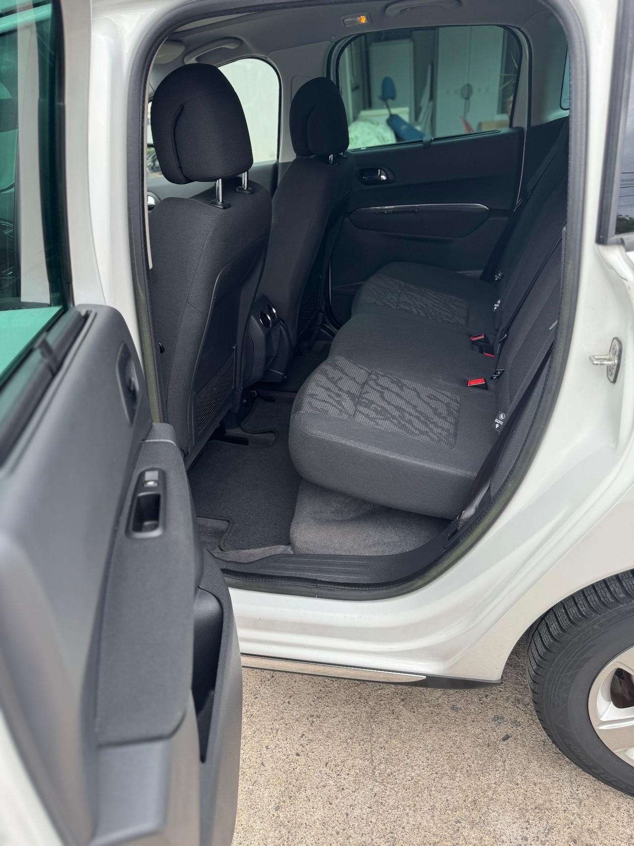 Peugeot 3008 1.6 HDi 112CV Allure
