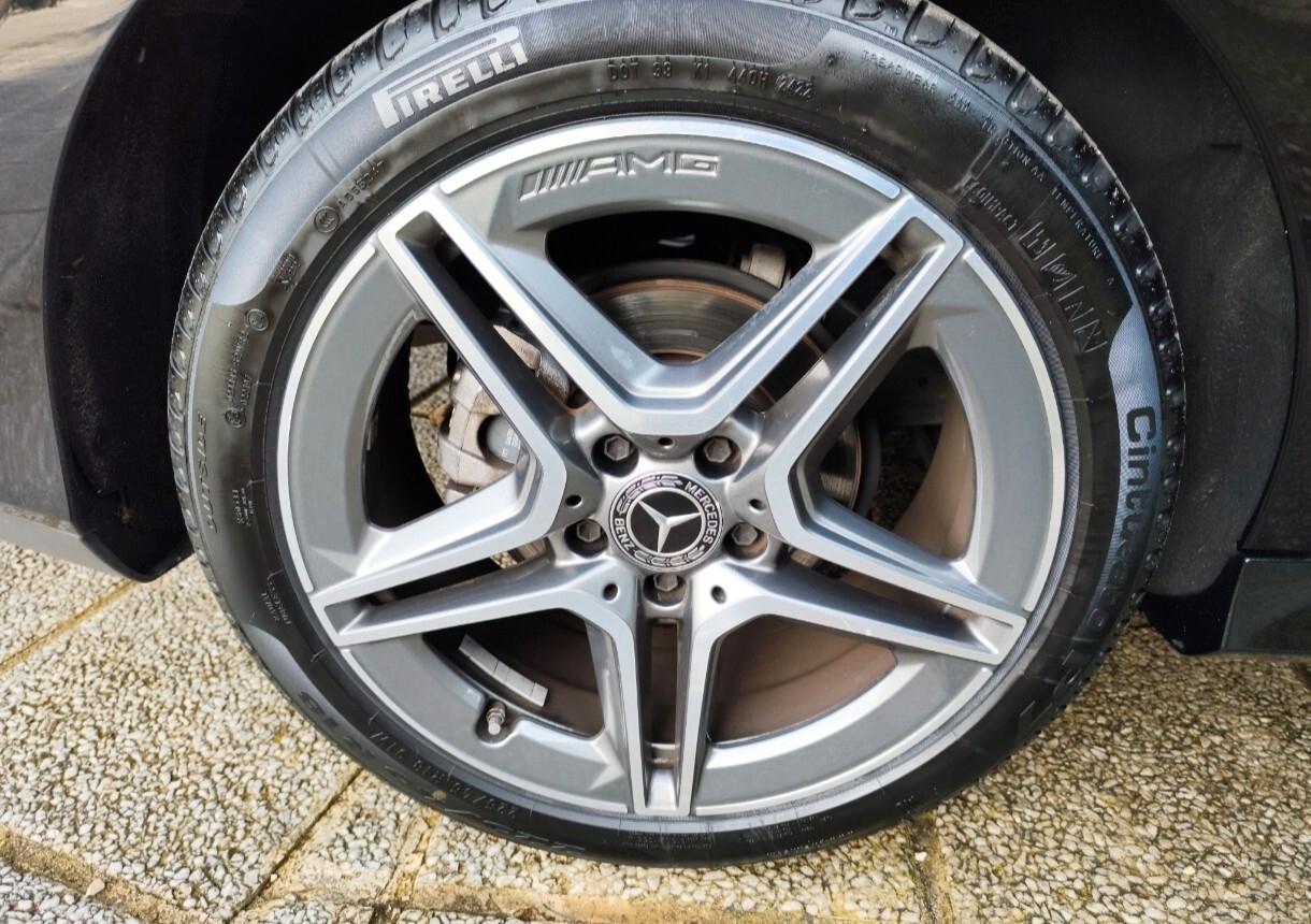 Mercedes-benz CLA 180 Premium