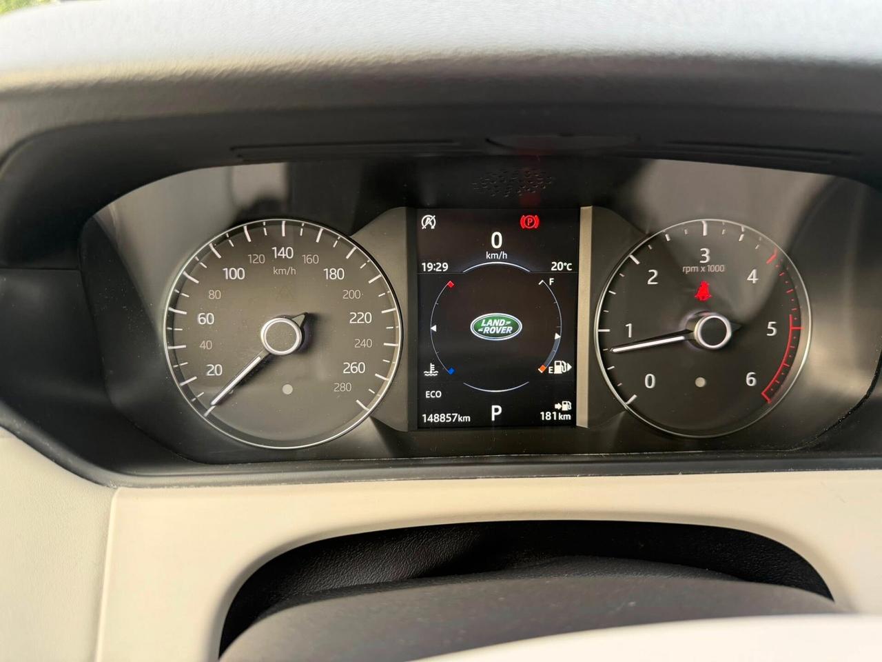 Land Rover Range Velar 2.0D I4 180 CV R-Dynamic HSE