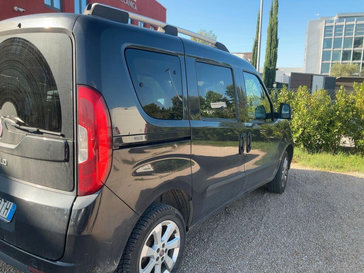 Fiat Doblo Doblò 1.4 16V Easy 7 POSTI