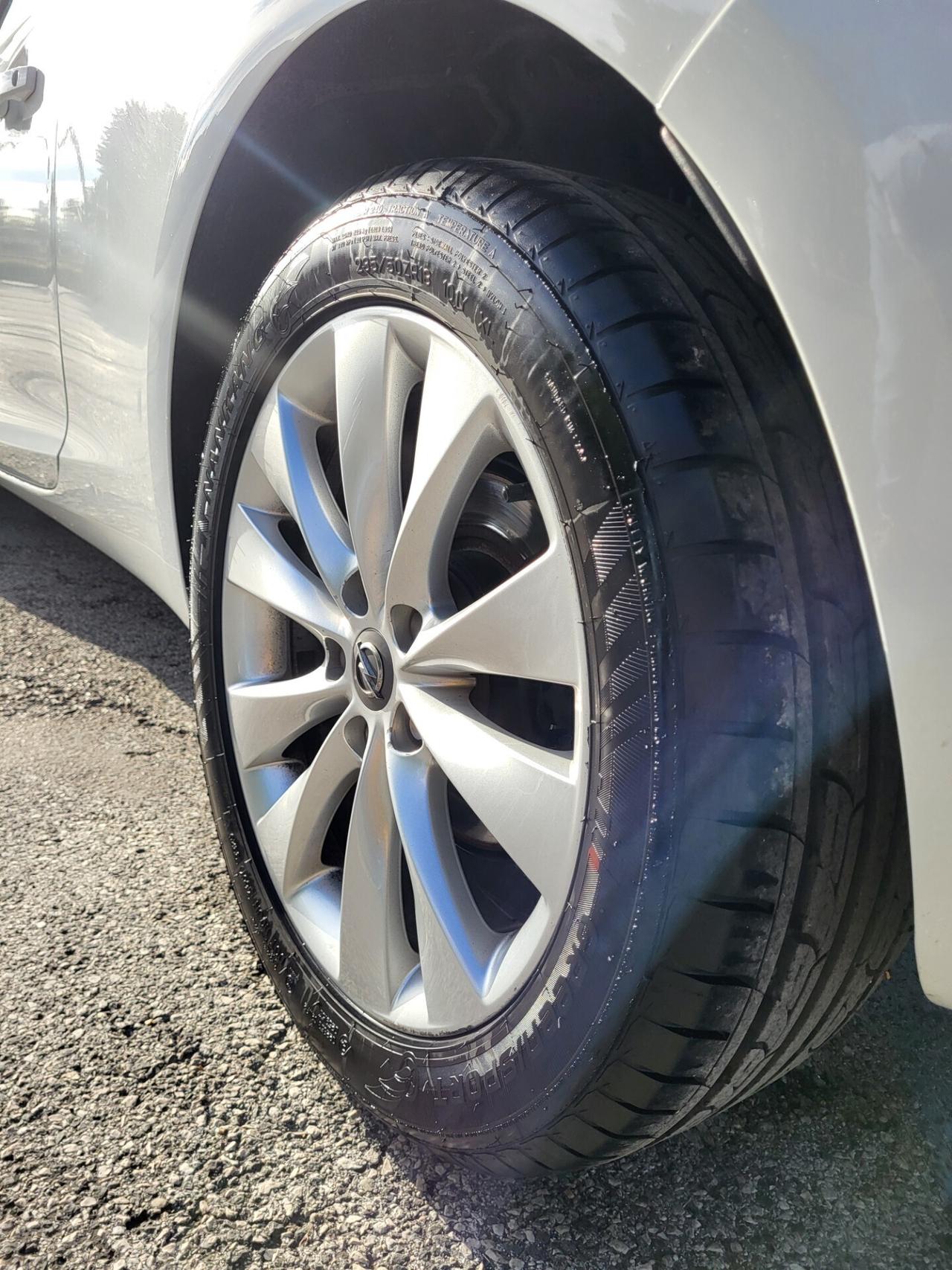 OPEL ASTRA 1,4 GTC-140 CV-3 PORTE-METANO-4 REVISIONI