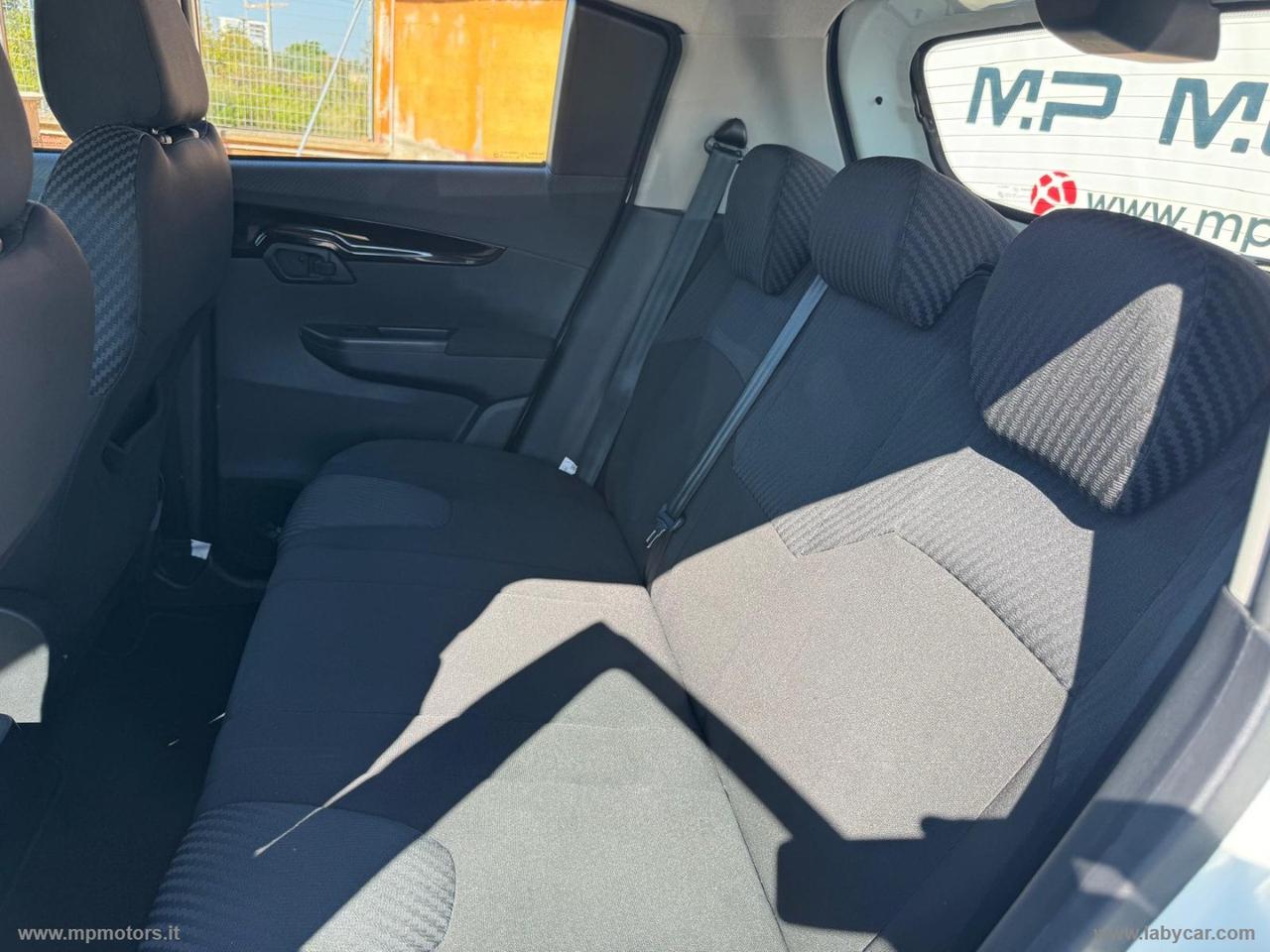 MAHINDRA KUV100 1.2 VVT K8