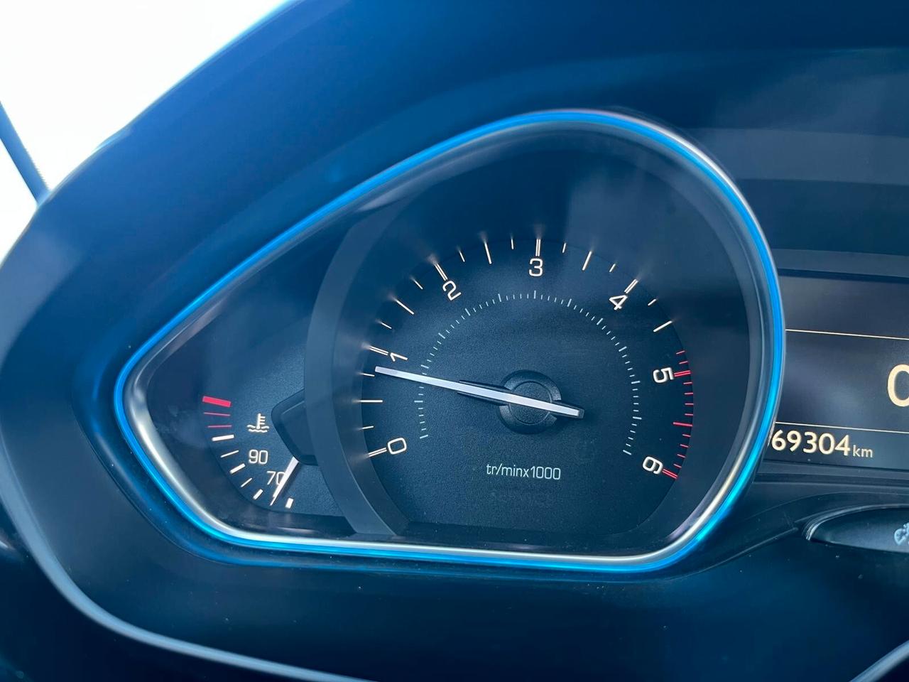 Peugeot 2008 1.6HDI TETTO PANORAMICO FULL 2017