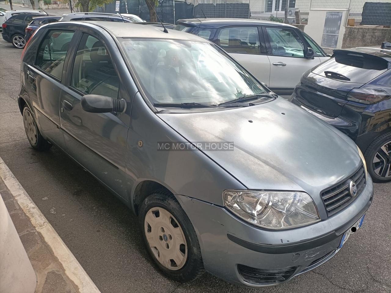 FIAT PUNTO 1.2 BENZINA *NEOPATENTATI* FINANZIABILE