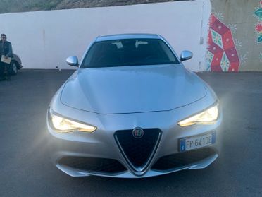 Alfa Romeo Giulia 2.2 Turbodiesel 180 CV Business Sport - 2018