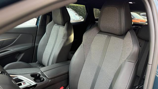 PEUGEOT 3008 HYBRID 180 e-EAT8 ALLURE PACK*24M.G.*