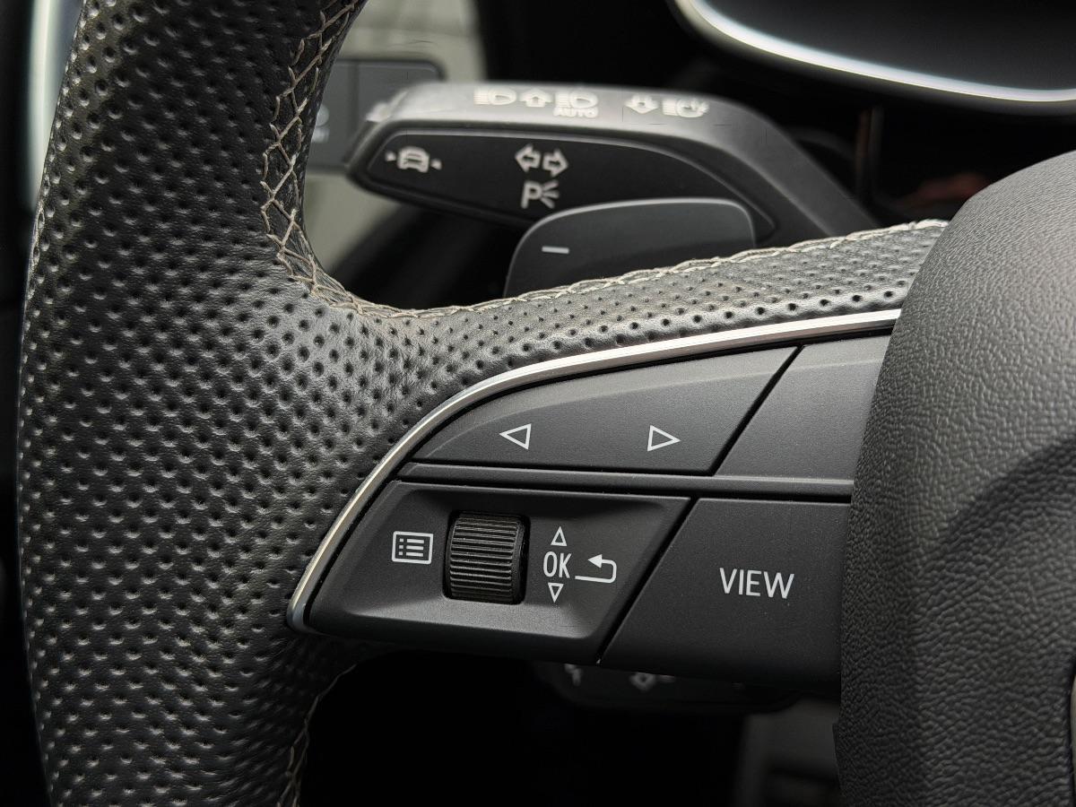 Audi Q3 Sportback 40TDI Quattro S-line Identity Black 200CV