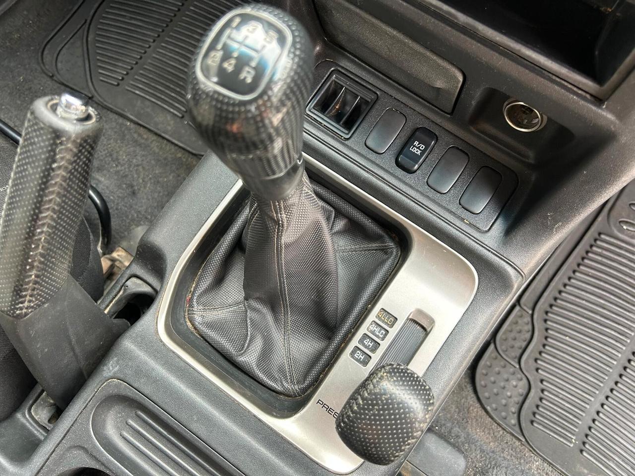 Mitsubishi Pajero 2.5 TDI 3p. GL