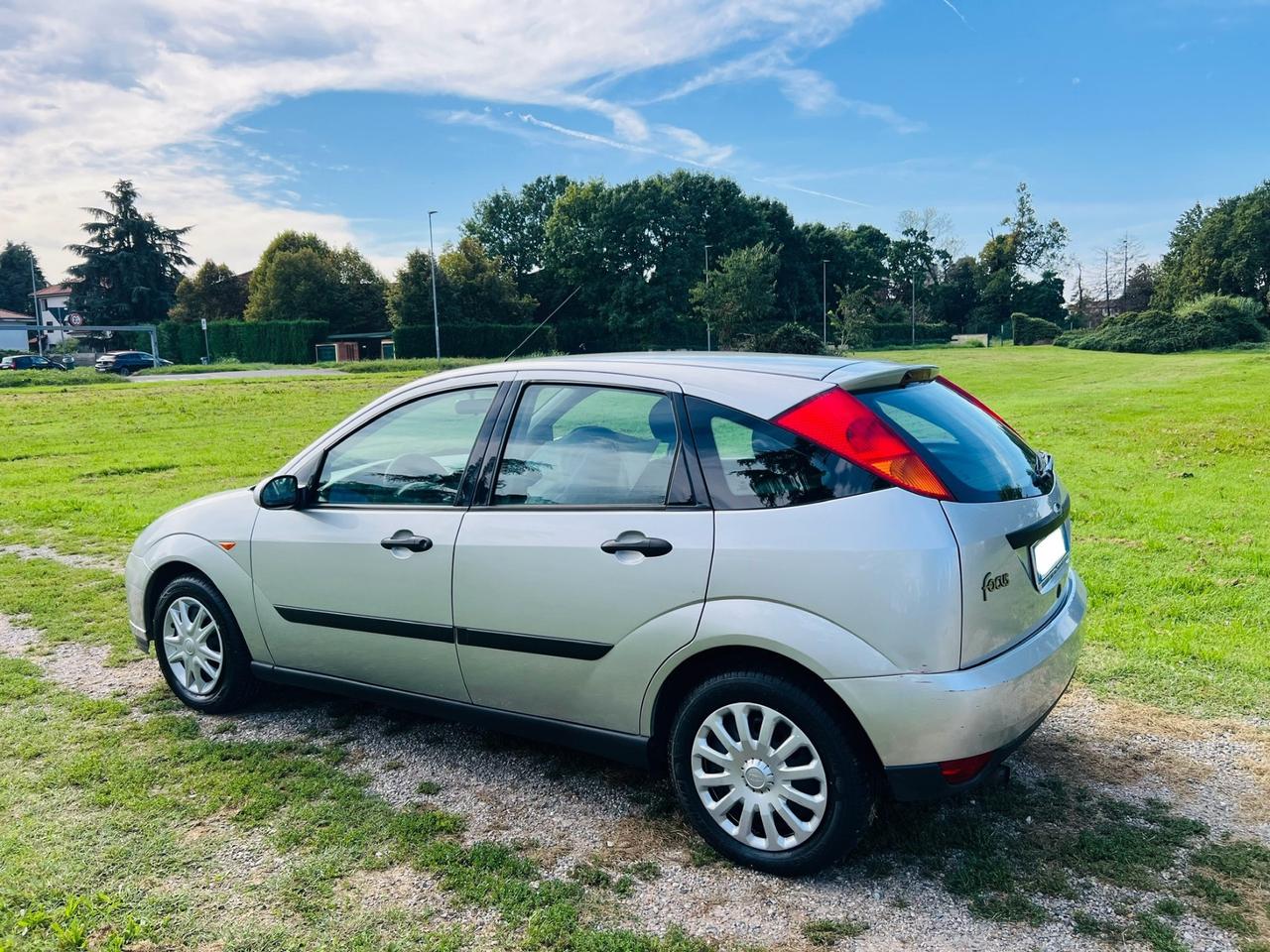 Ford Focus 1.6i 16V cat 5p. Ghia