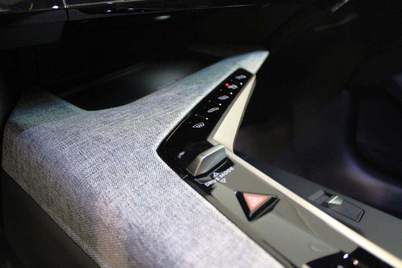 Peugeot 3008 Hybrid 145 e-DCS6 Allure - 2026