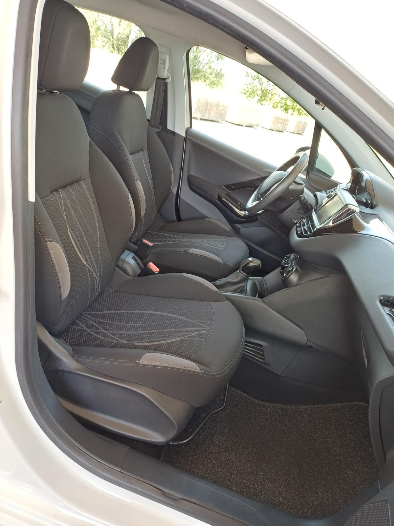 Peugeot 208 PureTech 68 5 porte Active