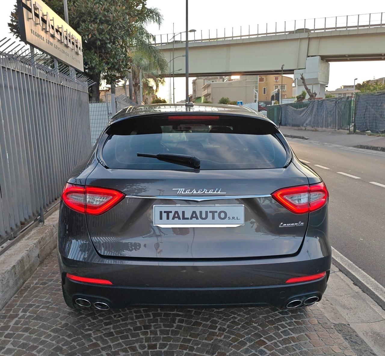 Maserati Levante 3.0 V6 250cv Diesel AWD