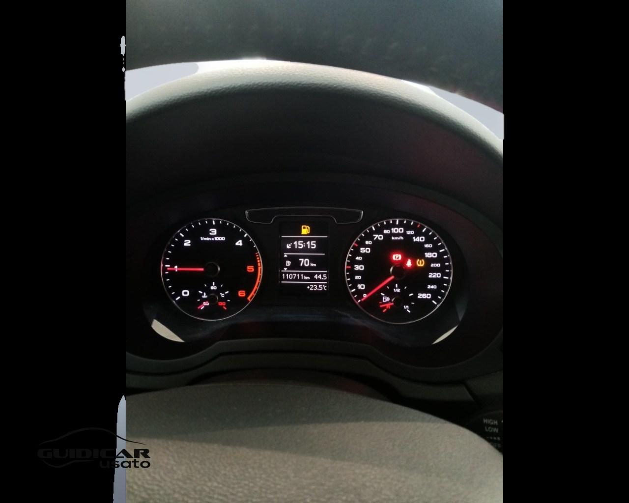 AUDI Q3 I 2015 - Q3 2.0 tdi Business 120cv