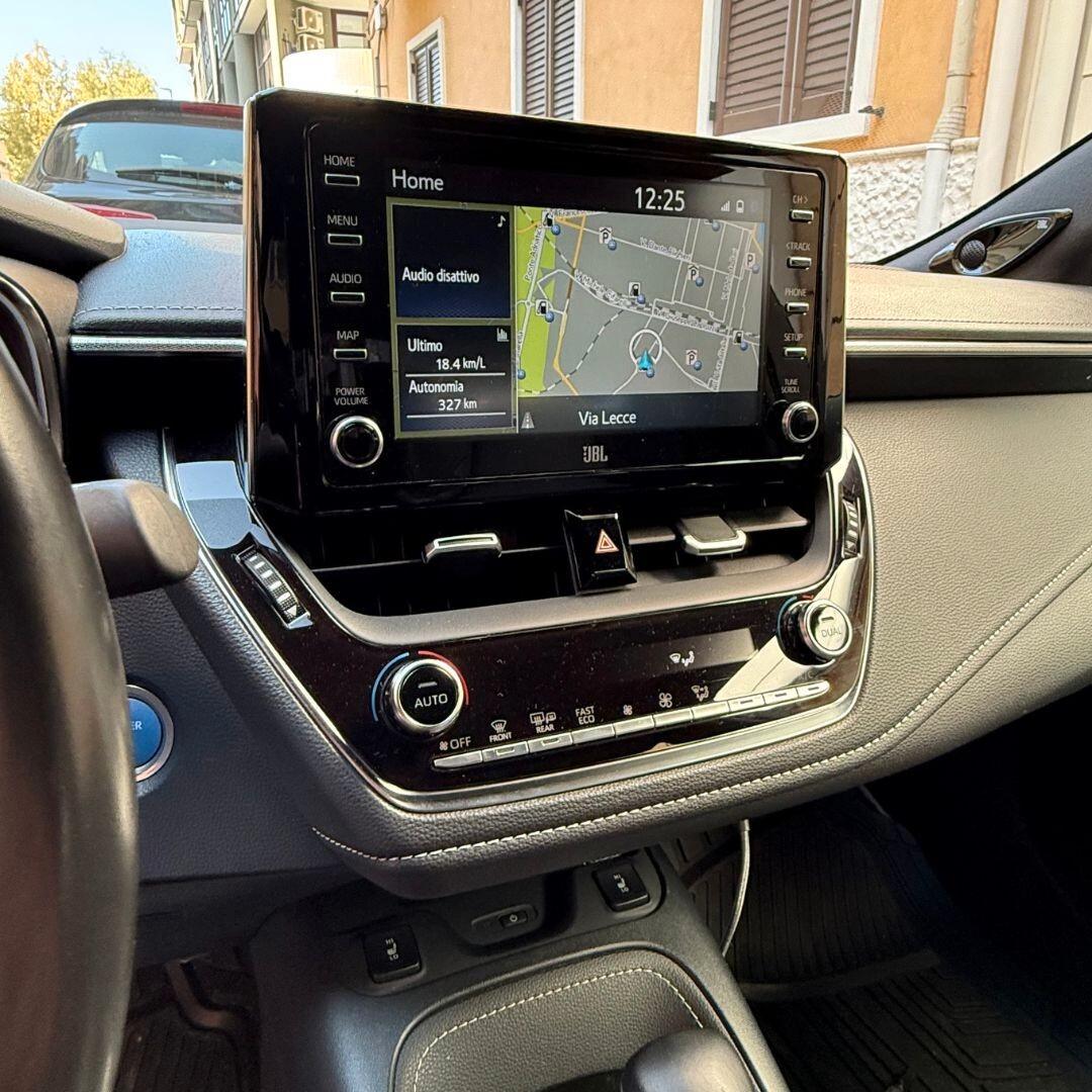 Toyota Corolla 2.0 Hybrid Lounge