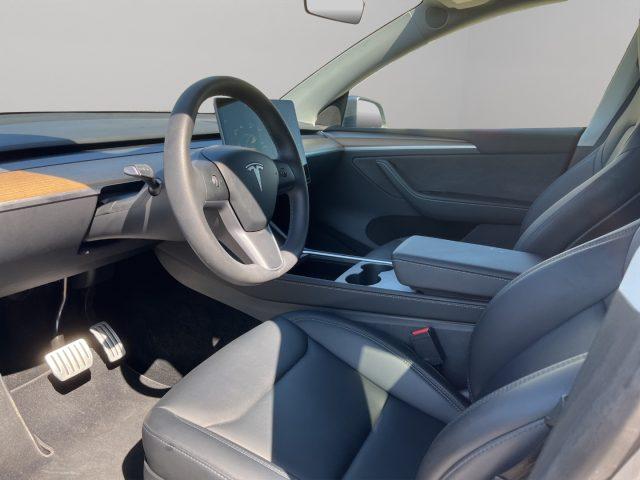 TESLA Model Y Performance Dual Motor 4WD