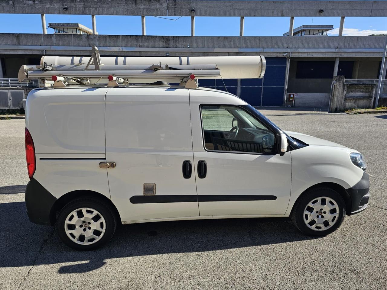 Fiat Doblò 1.4 T-Jet Natural P. Cargo SX 2p Allestito Officina Mobile