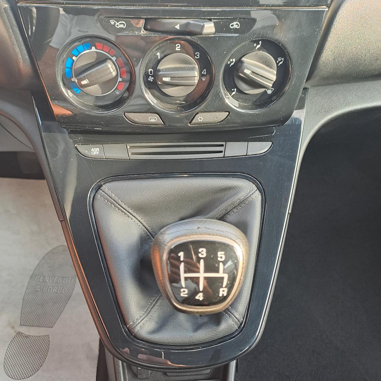 Lancia Ypsilon 1.2 Bz 69Cv Gold