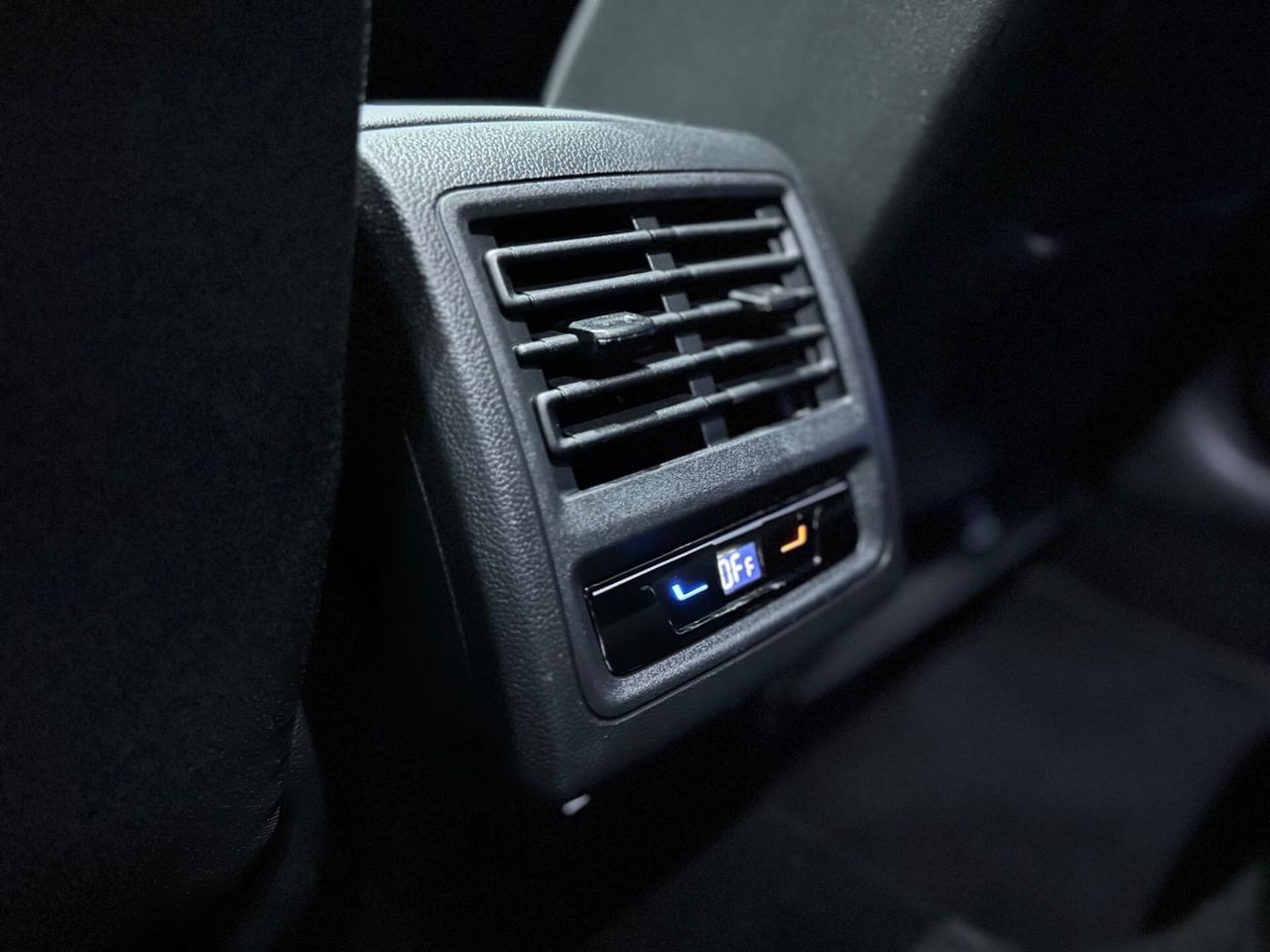 Volkswagen Golf 2.0 TDI 150 CV DSG SCR Tetto