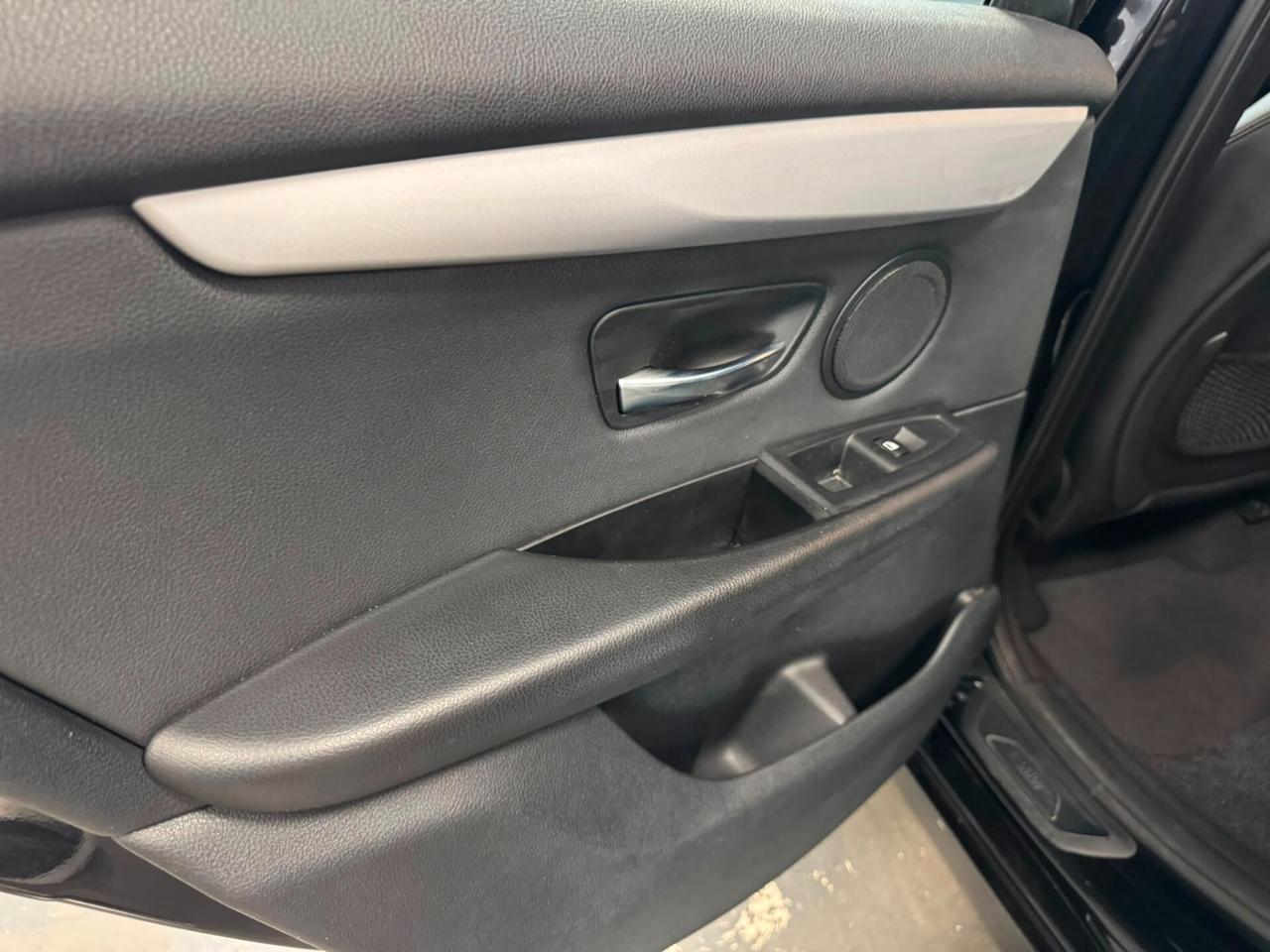 Bmw 2er Active Tourer 218d Luxury