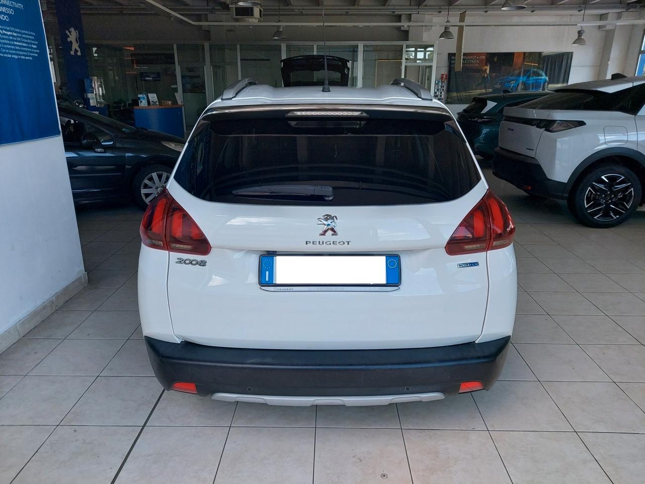 Peugeot 2008 BlueHDi 120 S&S Allure