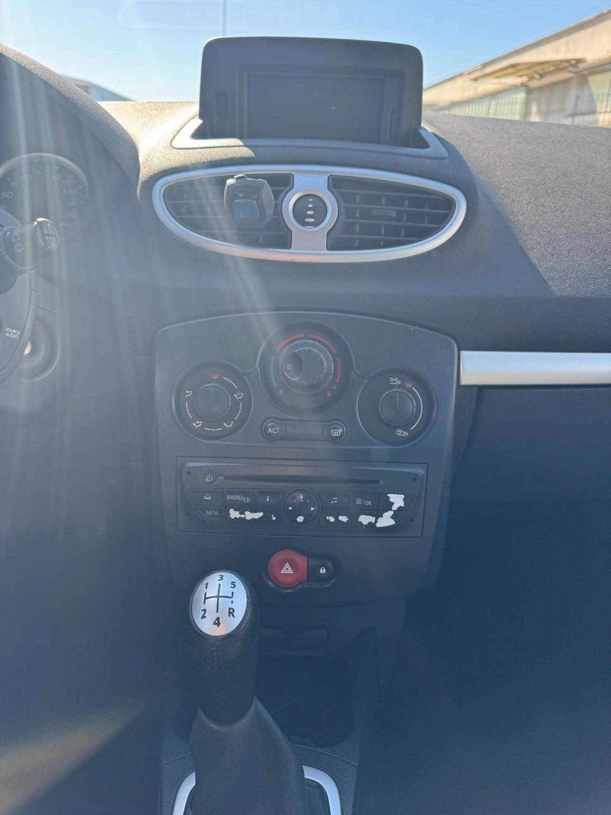 Renault Clio 1.2 Benzina 16V 5 porte Luxe