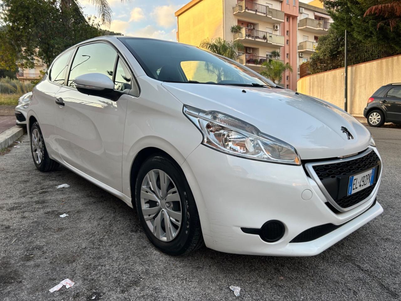 Peugeot 208 1.4 HDi ideale per neo patentati