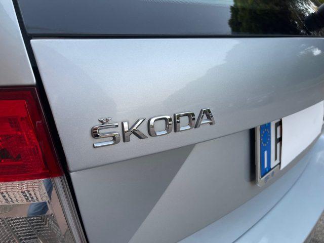 SKODA Octavia SW 1.6 TDI 115CV DSG NAVIGATORE SENSORI PARCHEGGIO