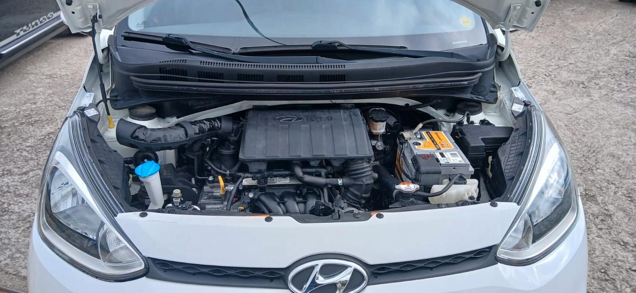 Hyundai i10 1.0 MPI Sound Edition - 2015