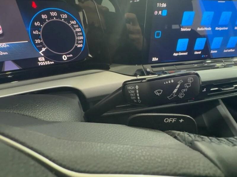 VOLKSWAGEN Golf 8ª serie Golf 2.0 TDI DSG SCR ...