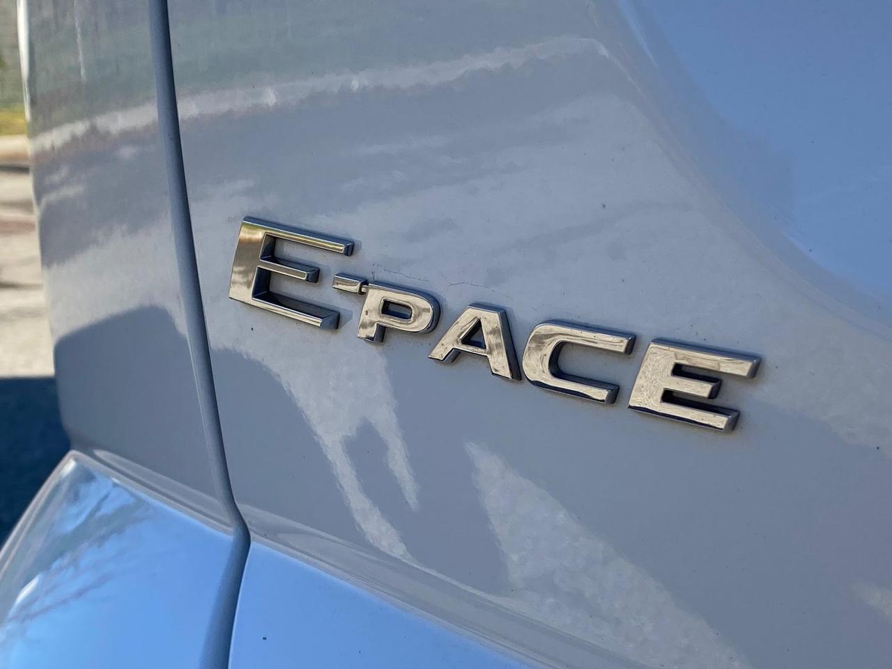 Jaguar E-Pace R-Dynamic HSE D 150 #8021