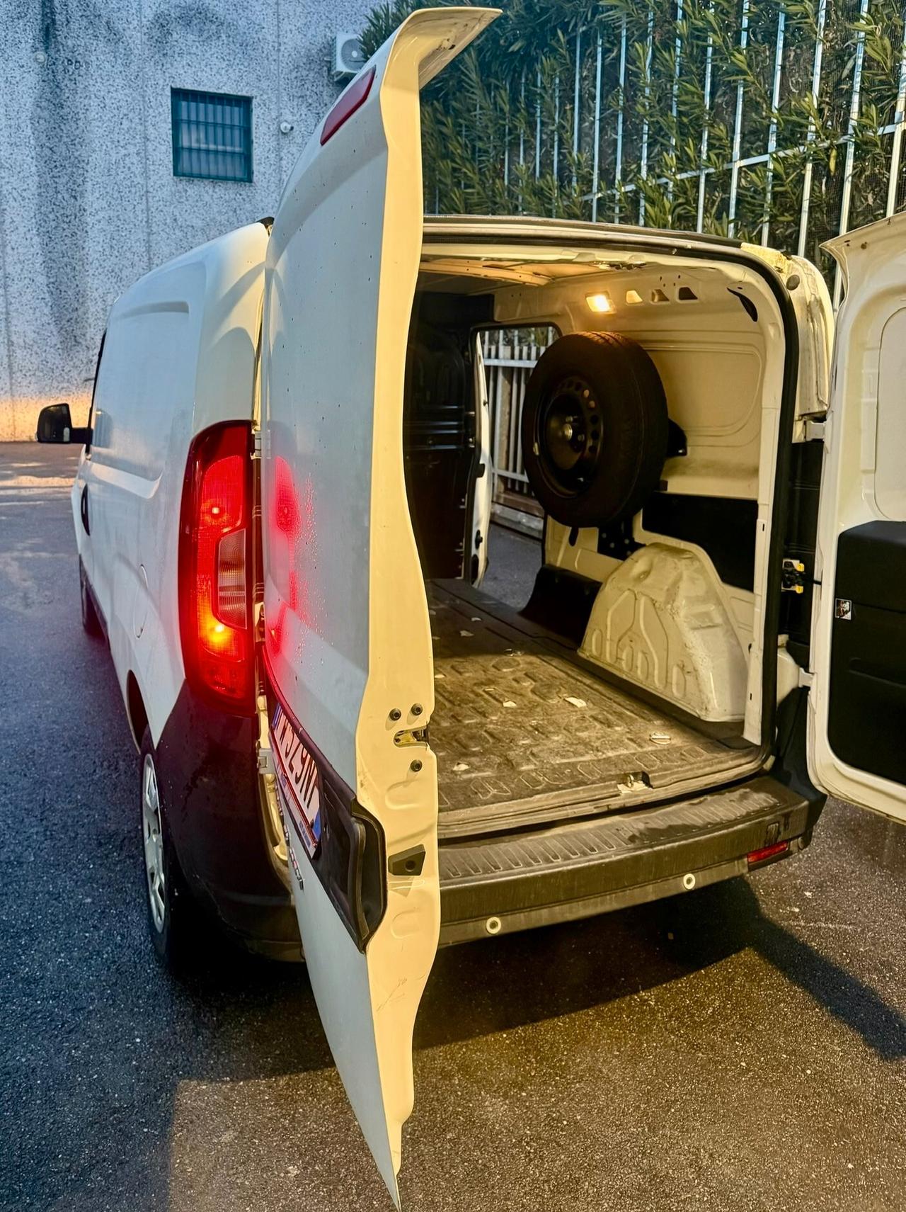 Fiat Doblo Doblò 1.4 T-Jet 16V Natural Power Easy