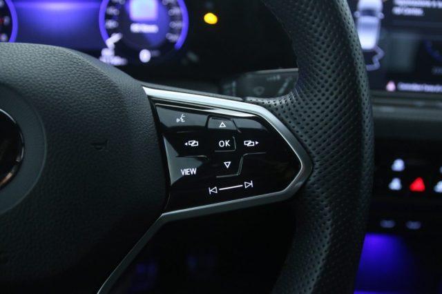 VOLKSWAGEN Golf 1.5 TSI 150 CV EVO ACT R-Line IQ.Light LED