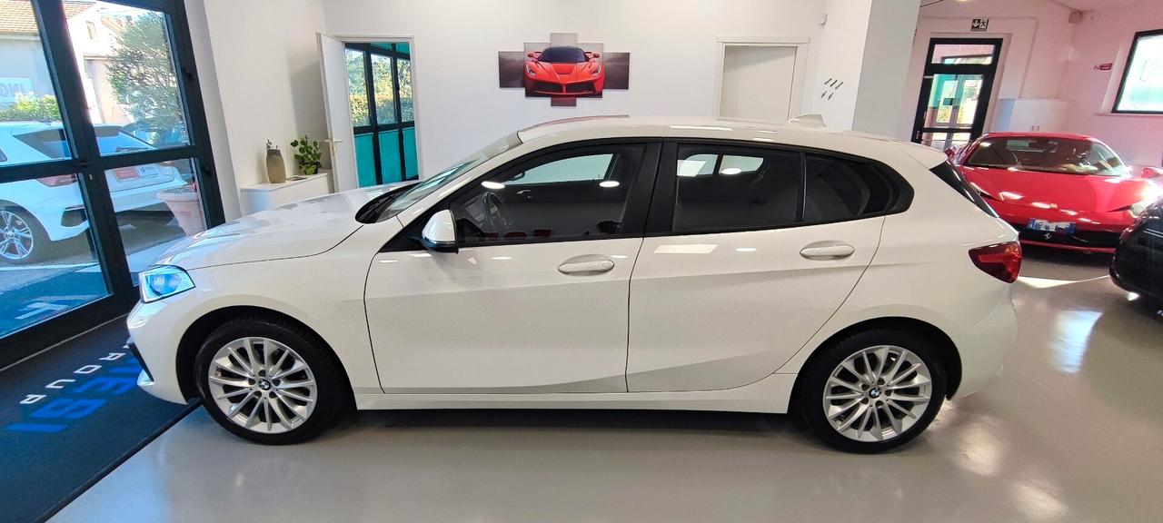 Bmw 116 116d 5p. Business Advantage