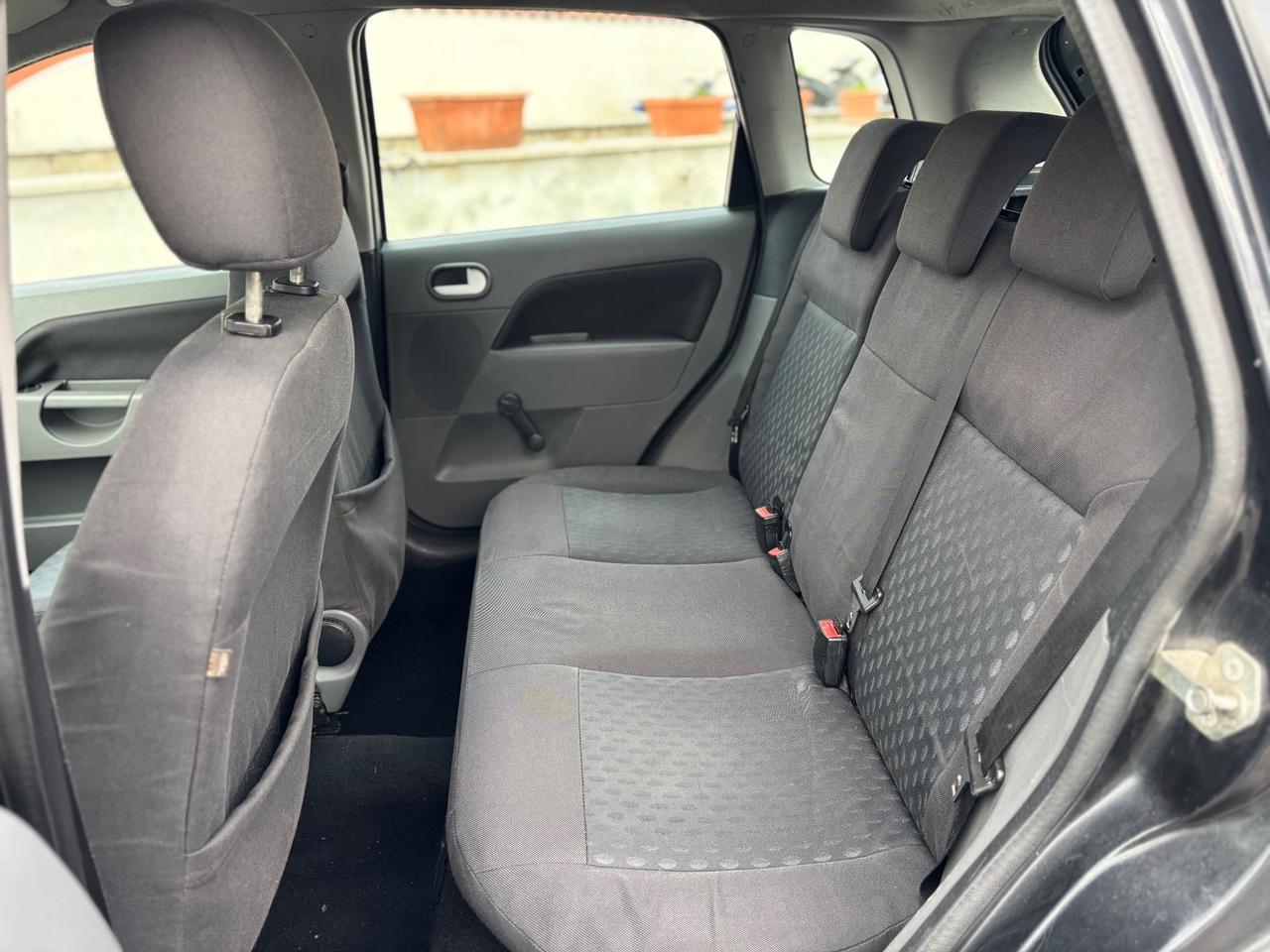 Ford Fiesta 1.4 TDCi 5p. Ghia