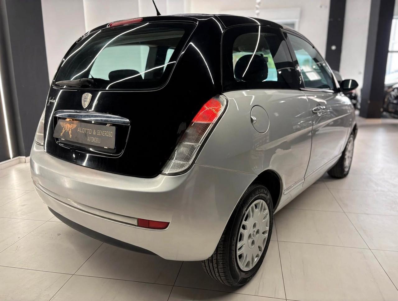 Lancia Ypsilon 1.2 Argento