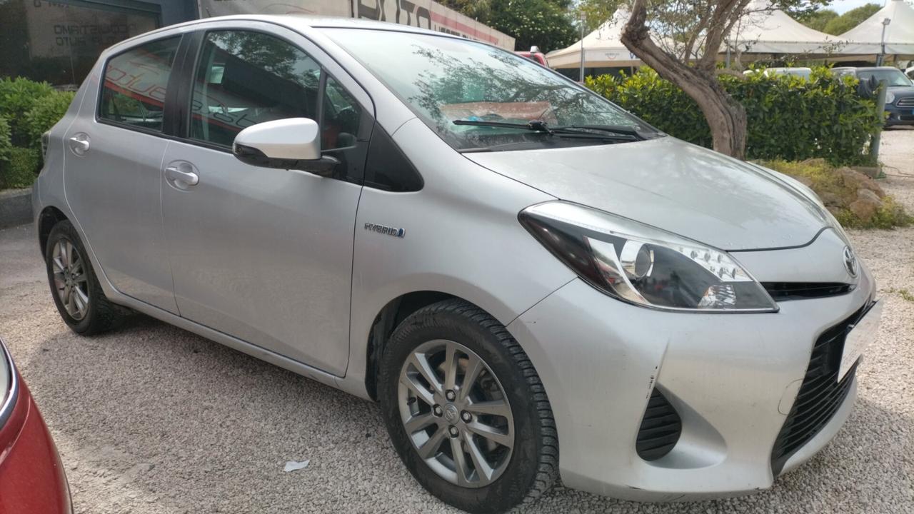 Toyota Yaris 1.5 Hybrid 5 porte Lounge**PREZZO REALE**