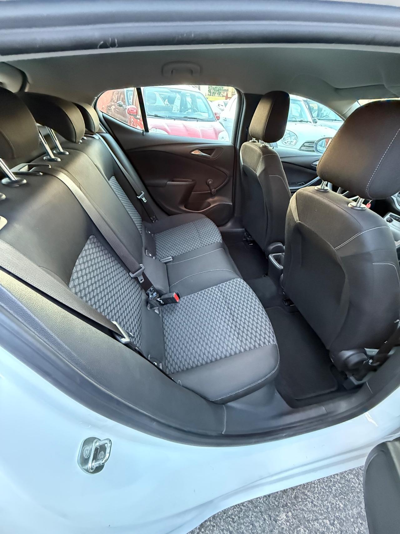 Astra 1.4 / 5 porte /Cosmo/unipro/rate/permute/