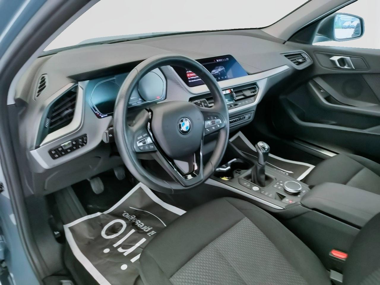 BMW Serie 1 F40 - 116d Business Advantage