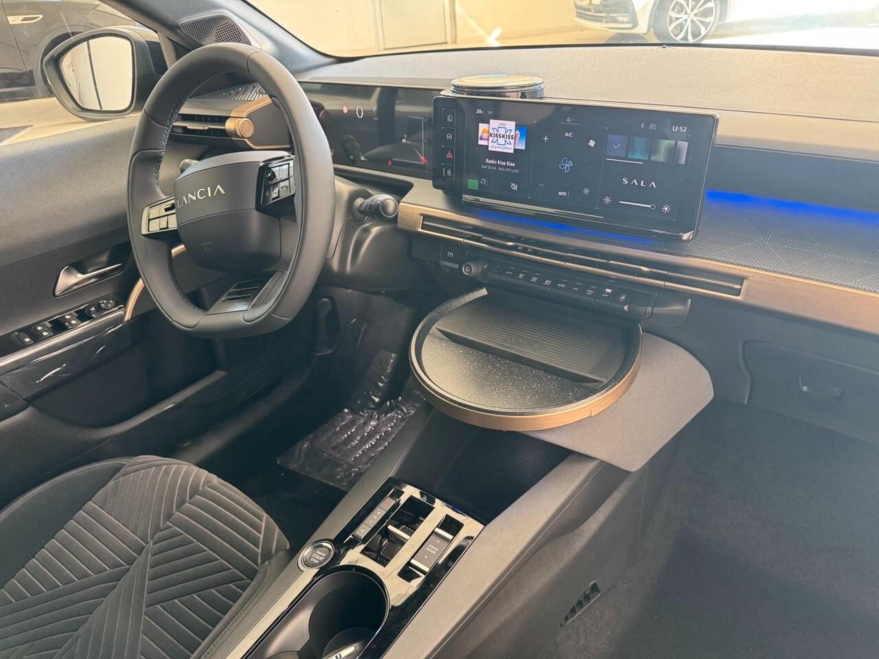 Lancia Ypsilon 1.0 FireFly 5 porte S&S Hybrid Platino