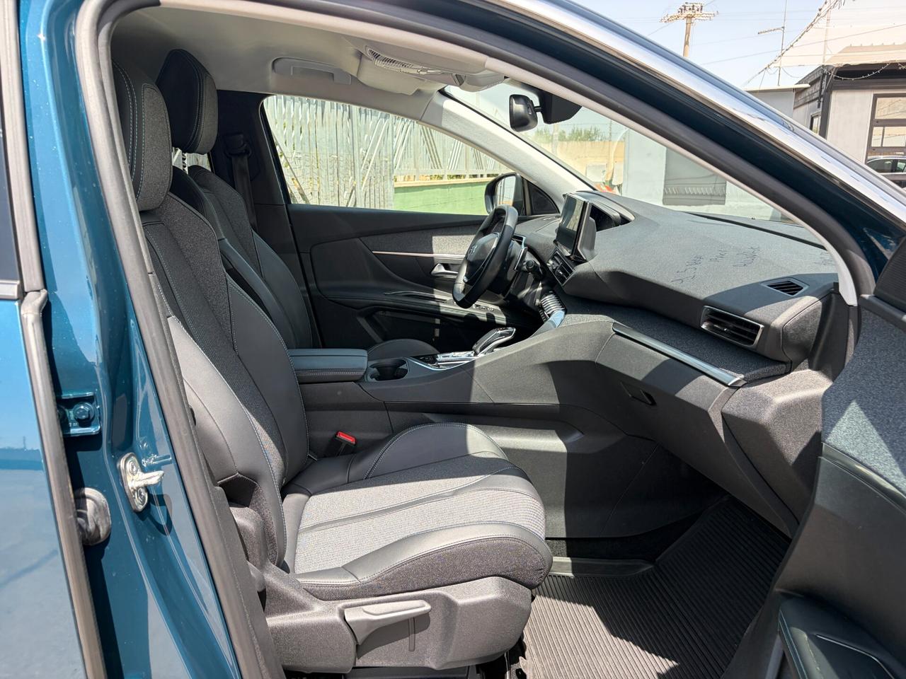 Peugeot 3008 1.5 BlueHDi 130cv EAT8 Allure Pack