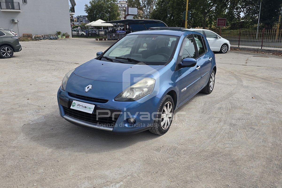 RENAULT Clio 1.2 16V 5 porte Confort