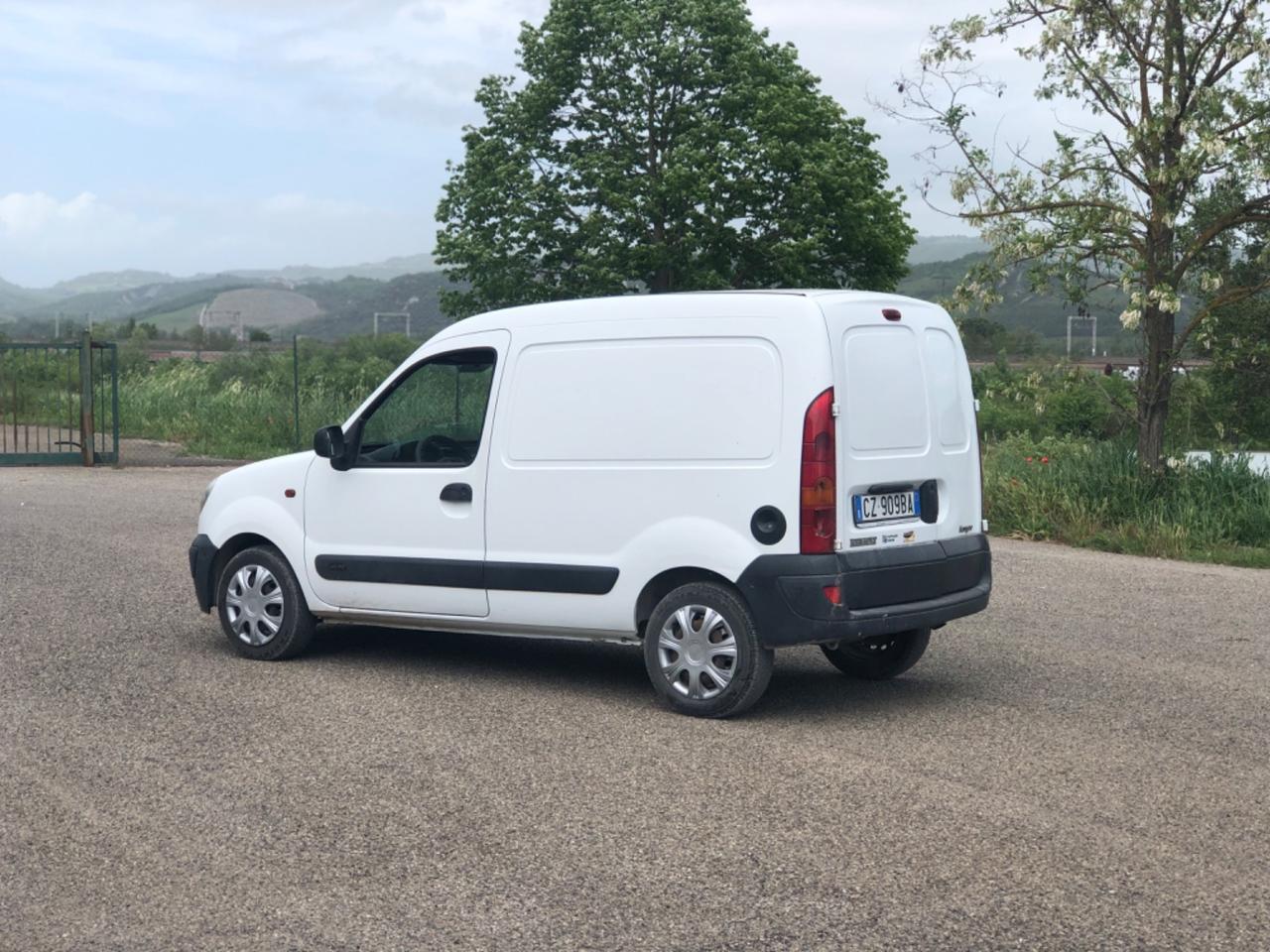 Renault Kangoo 1.5 dCi/65CV 4p. Authentique