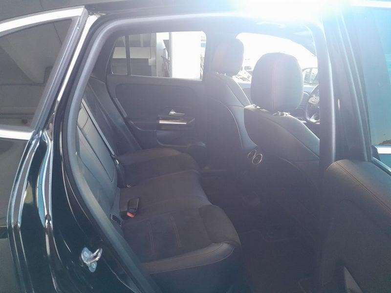 Mercedes-Benz EQA 350 Premium 4matic