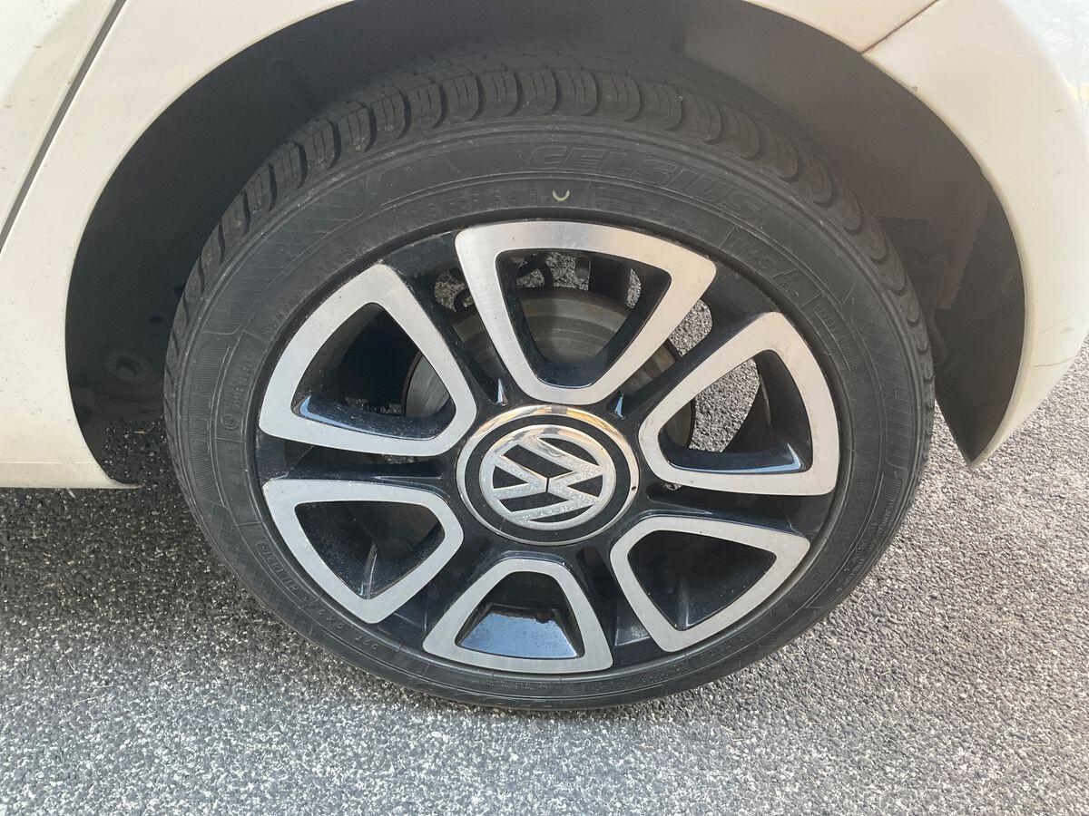 Volkswagen up! 1.0 75 CV 5p. high up! ASG